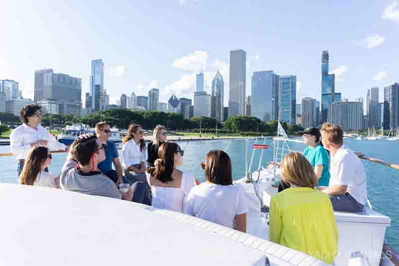 Chicago River and Lakefront Architecture Tours| Adelines Sea Moose