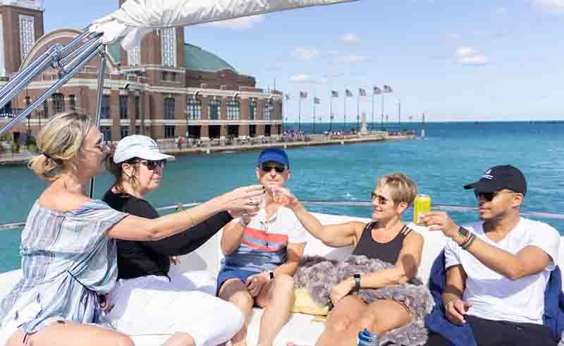 booze cruise chicago events