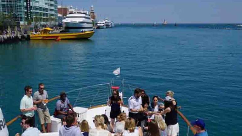 Breaking the Mold: Why Yacht Charters instead of Luxury Hotel Conference Rooms in Chicago for Corporate Events