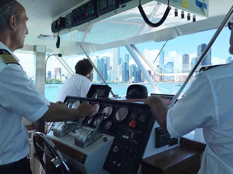 Chicago Boat Rental With Captain| Adelines Sea Moose