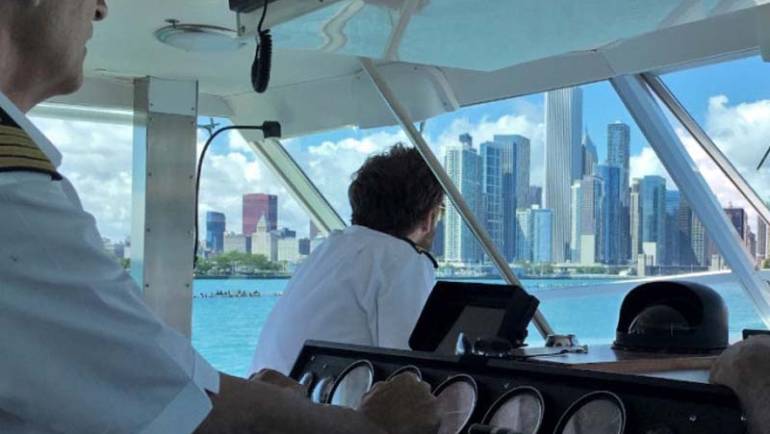 20 Person and 30 Person Boat Rental in Chicago with Captain