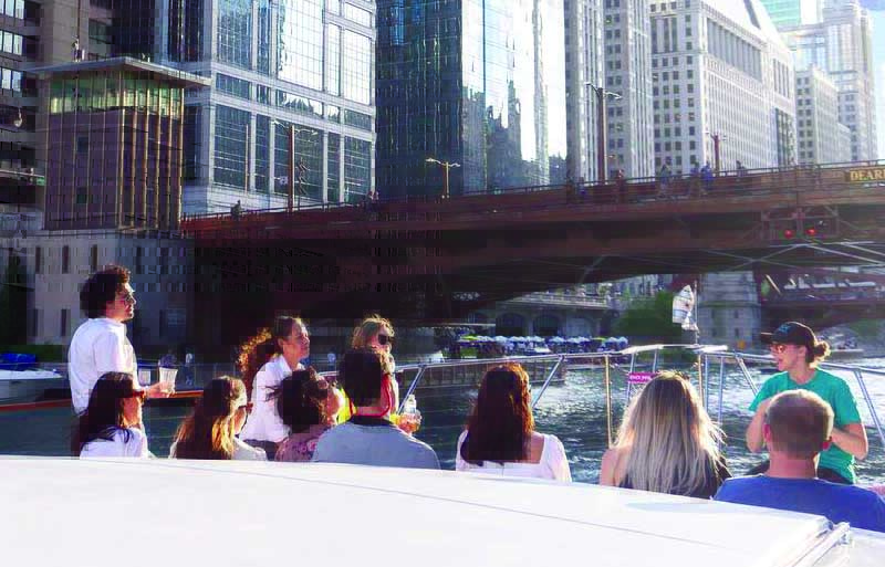 Private Chicago River Boat Tours and Private Boat Tours Chicago